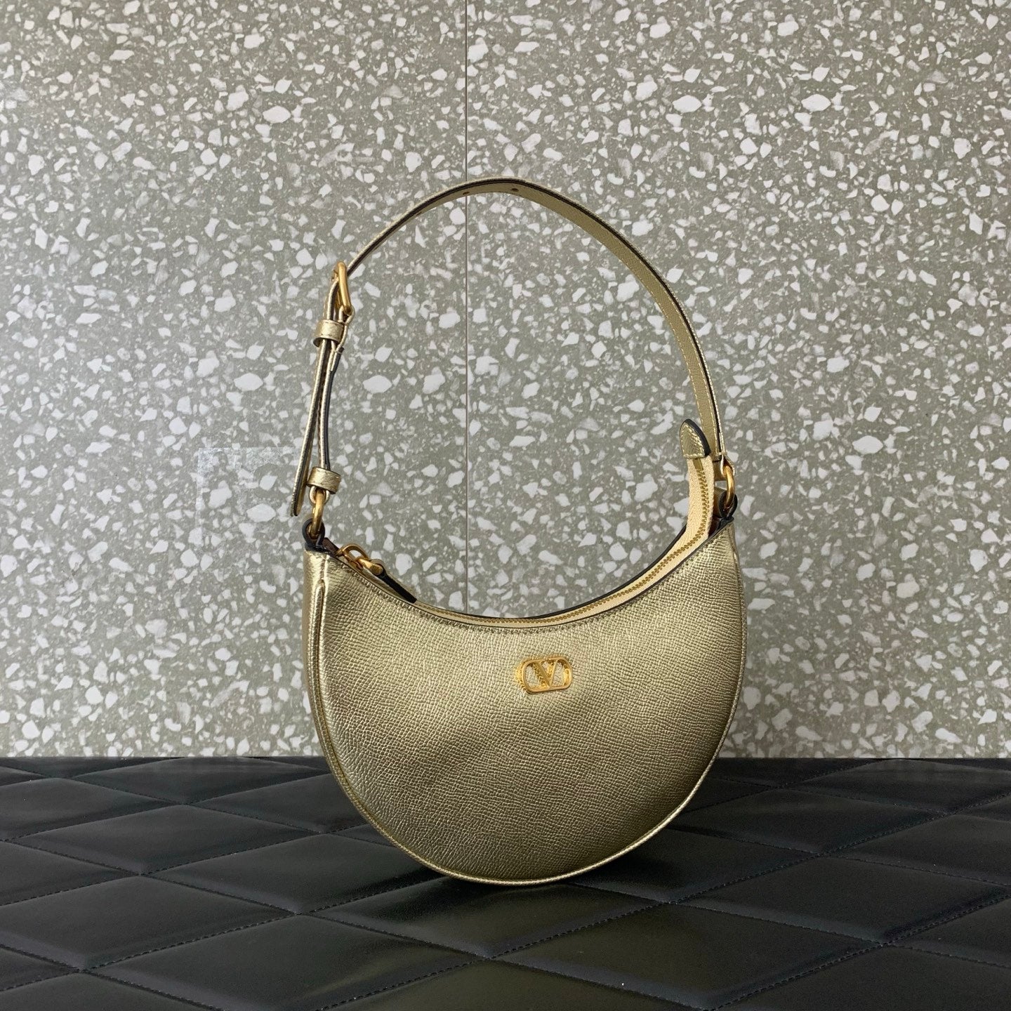 VA GARAVANI VLOGO mini borsa hobo oro vitello 566877