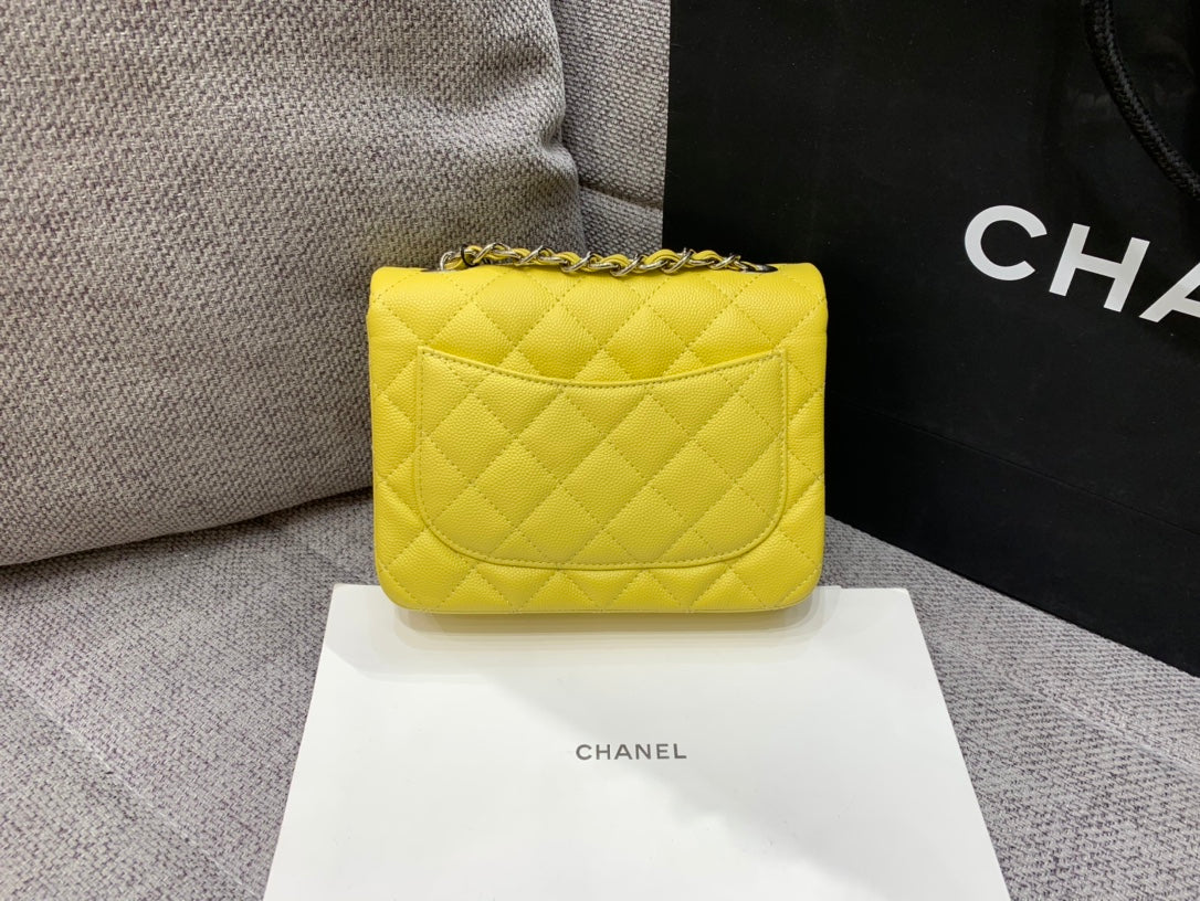 MINI Square FLAP BAG 17CM Yellow Caviar Hardware color argento
