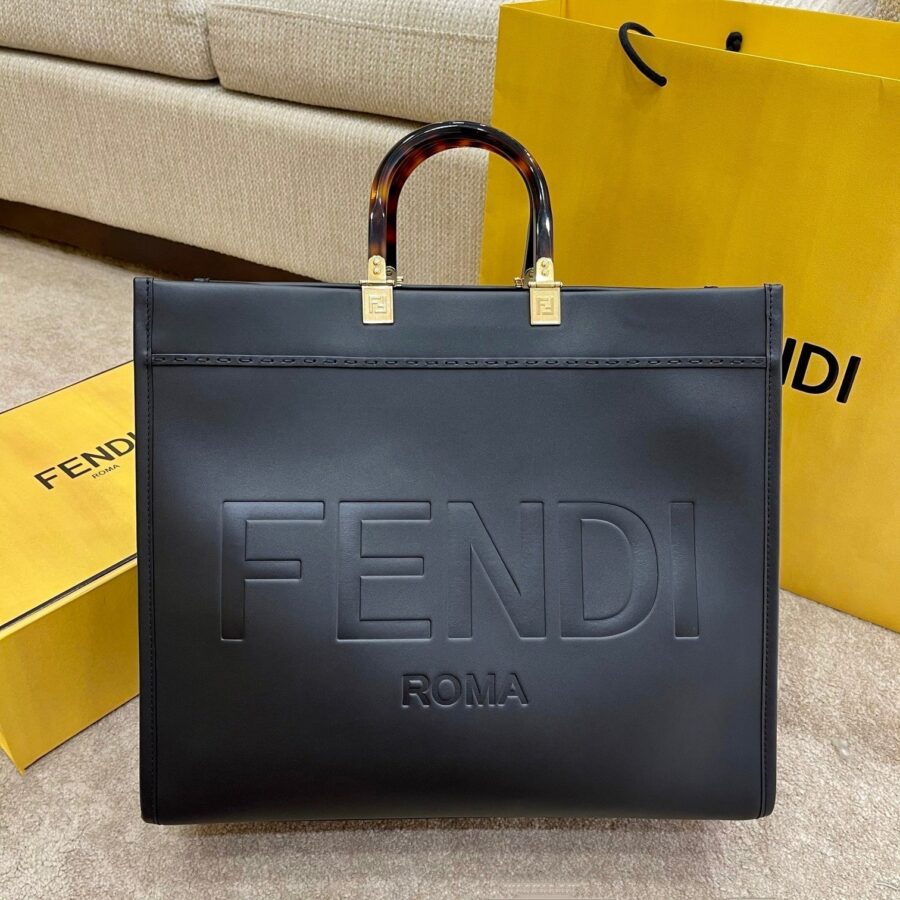 SHINE 40 TOTE BAG IN BLACK EMBOSSED CALFSKIN | Studio Nafay