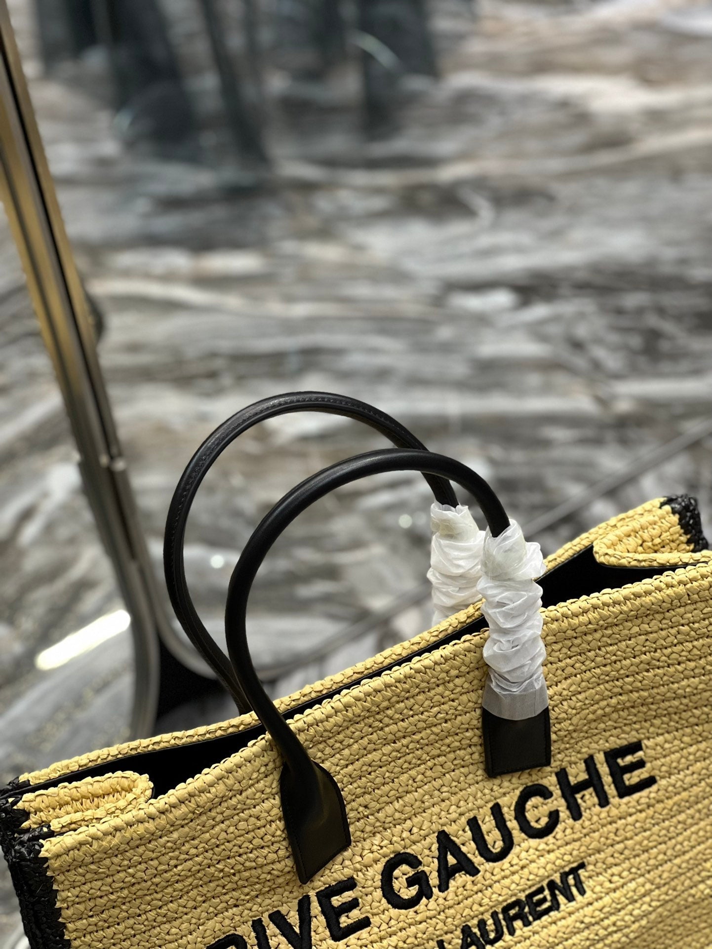 RIVE Gauche TOTE BAG 48 IN Giallo chiaro AND Nero TRIM Raffia