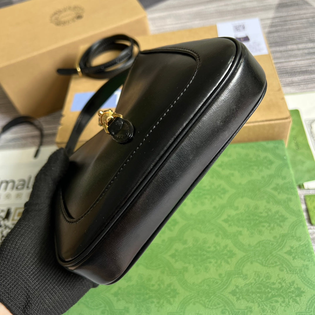 Borsa a tracolla GG Jackie MINI 19 IN Vitello Nero