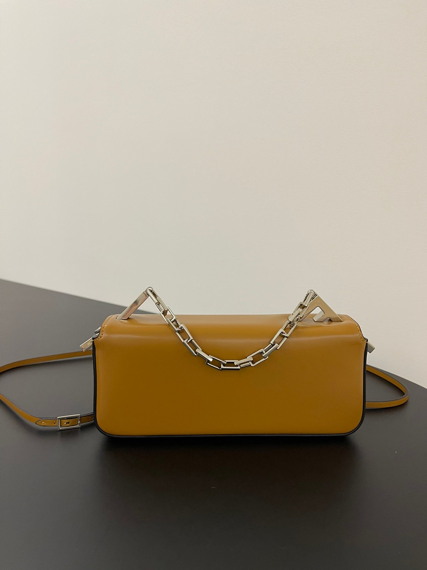 Fendi MINI First Sight 23 Borsa a mano IN Copper Marrone Vitello WITH Hardware color argento