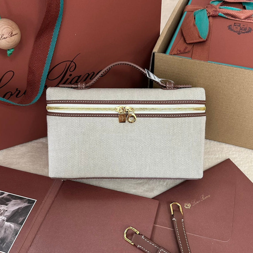 Designer handbag grey – front view