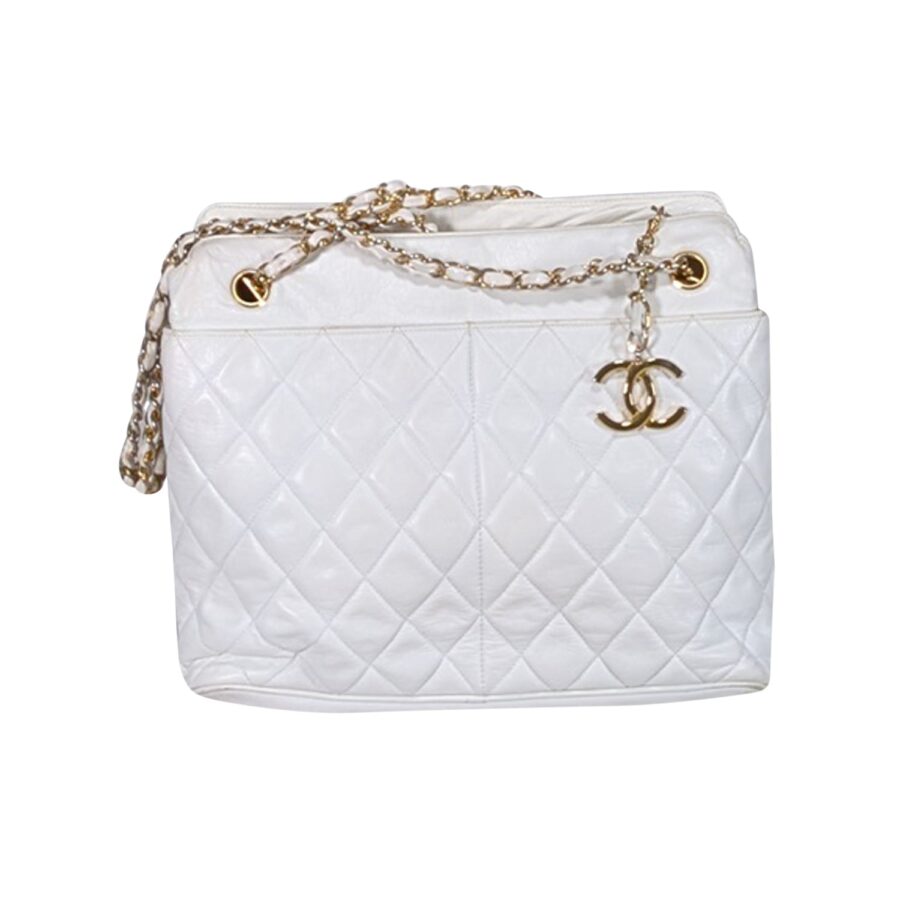 Chanel Shoulder Bag – front view