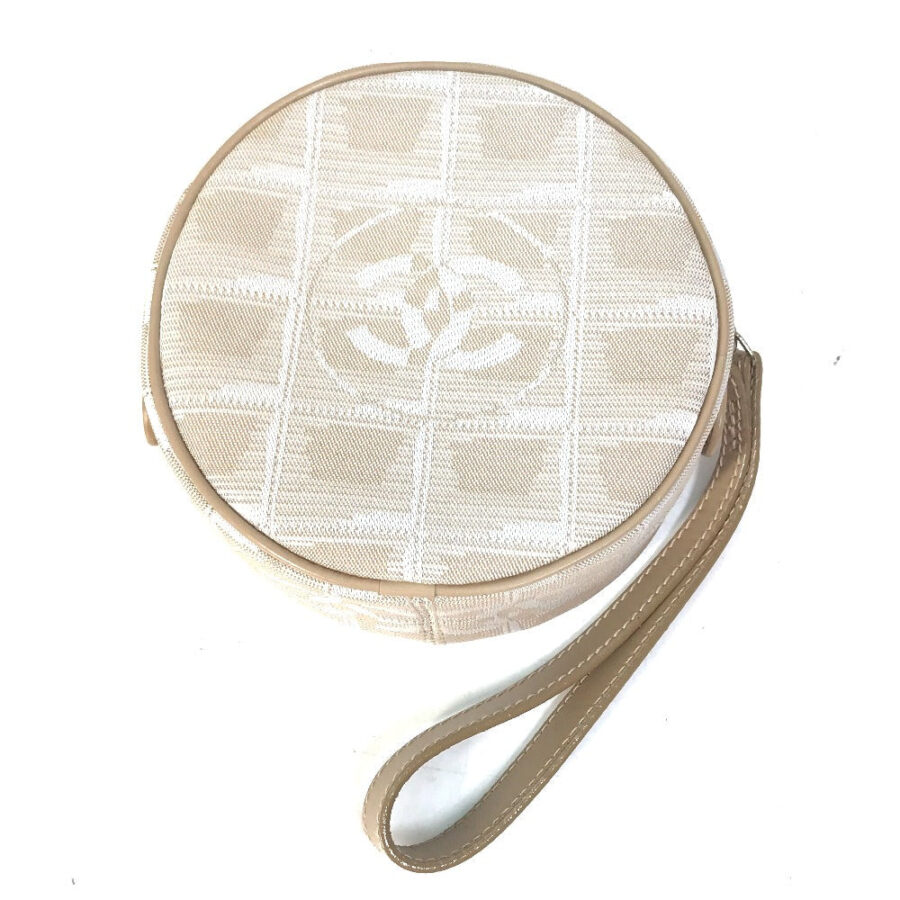 Chanel Clutch beige bag – front view