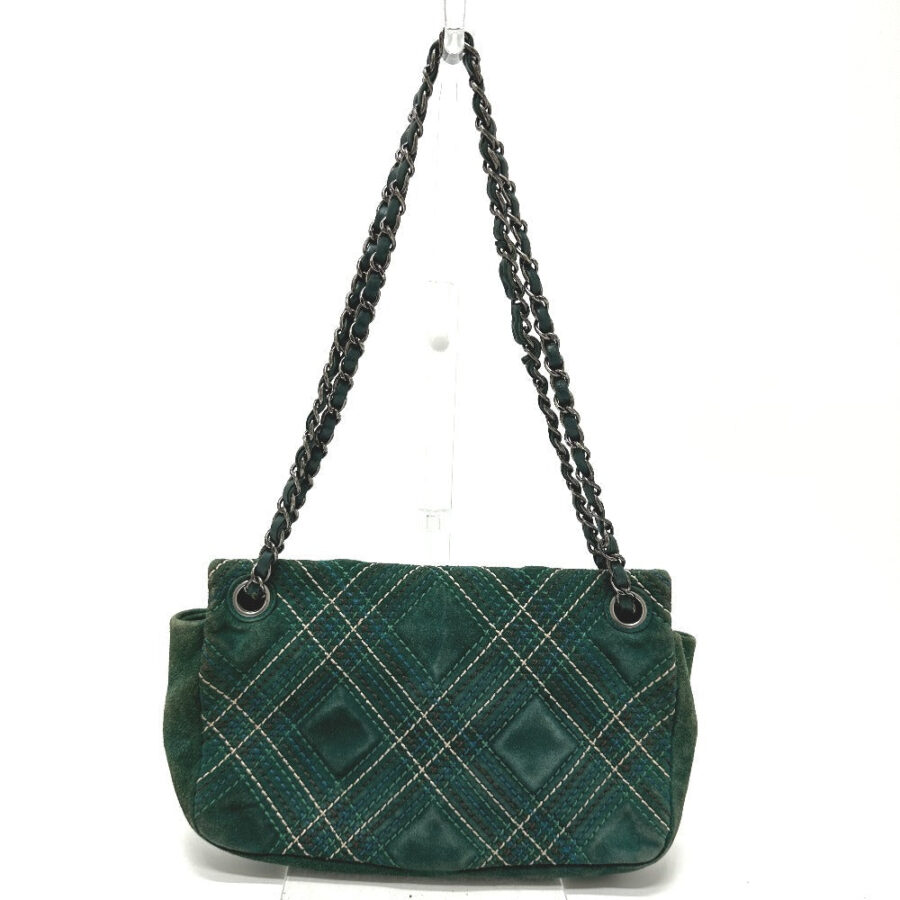 Chanel Shoulder Bag green – front view