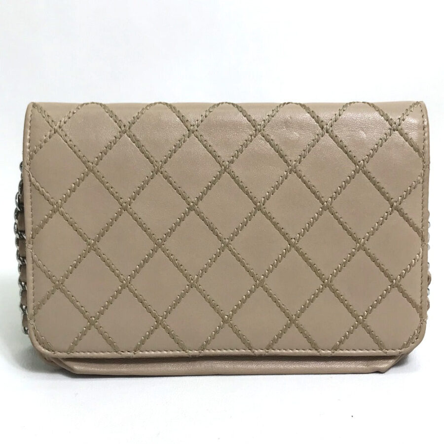 Chanel handbag beige – front view