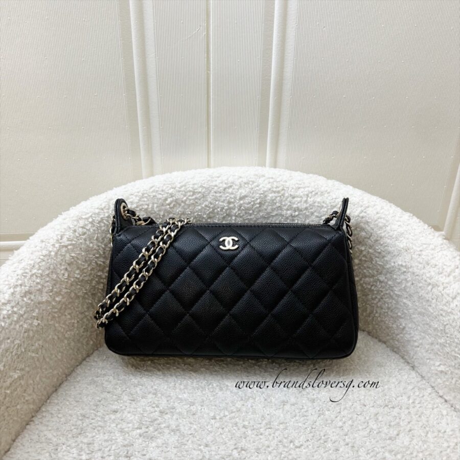 Chanel Clutch black bag – front view