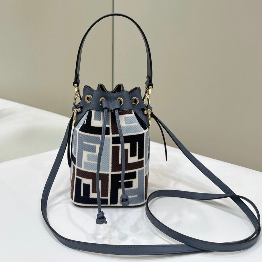 MON TRESOR 18 IN COLORFUL CANVAS WITH FF MOTIF EMBROIDERED | Studio Nafay